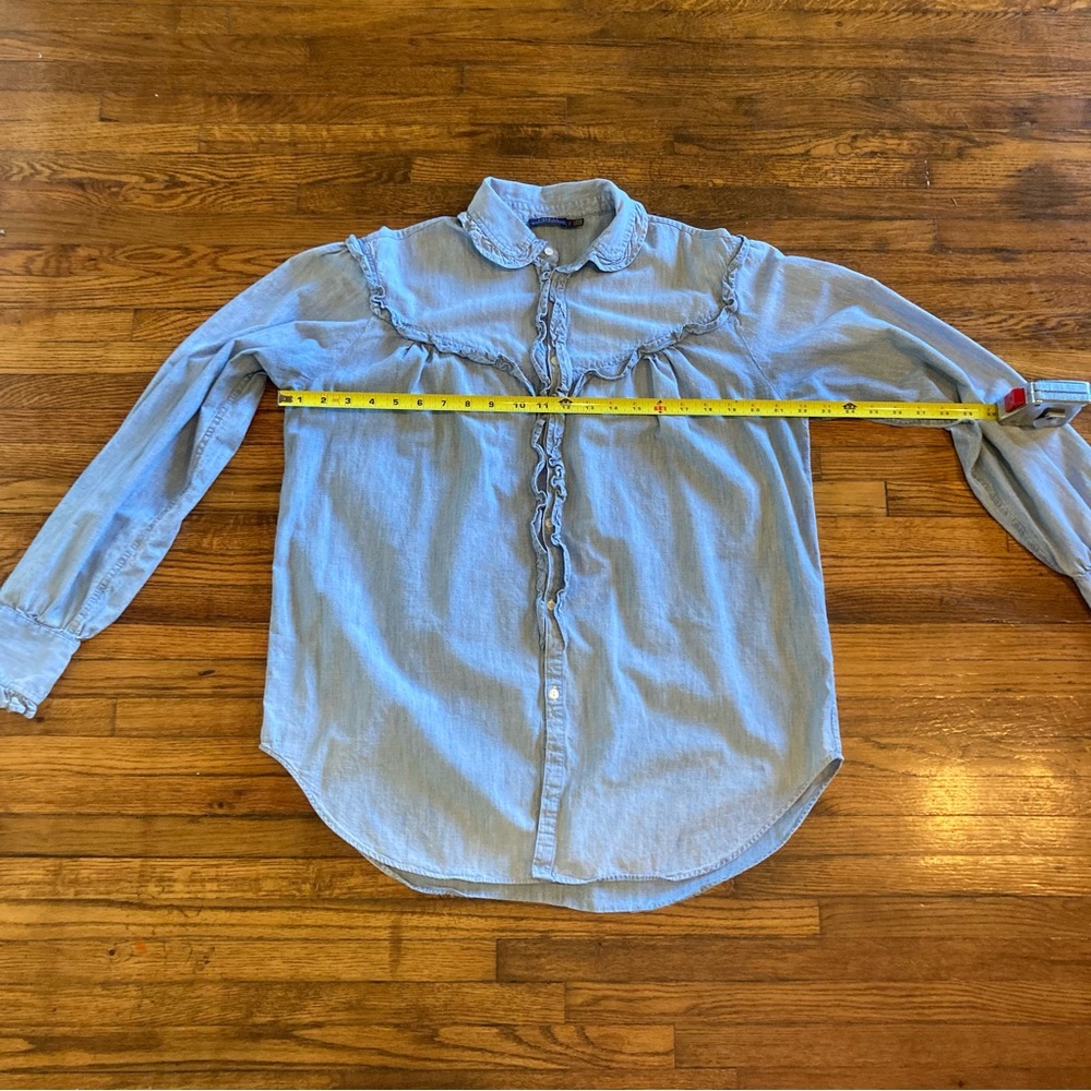 Women’s Polo Ralph Lauren Ruffled Chambray shirt. - Picture 2 of 9